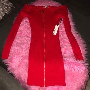 Red dress with middle zipper